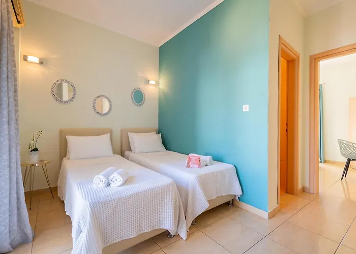Kaplanis House 3*