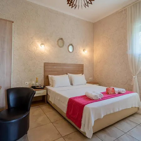 Kaplanis House