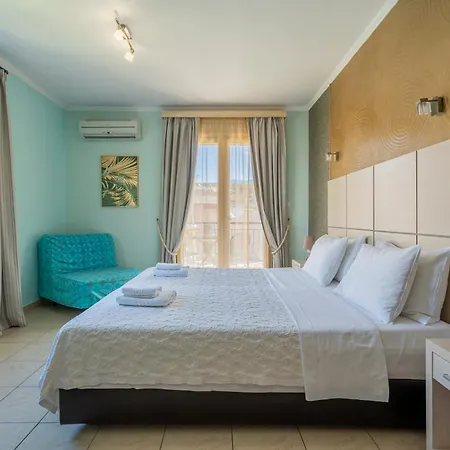 Kaplanis House 3*