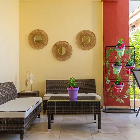Kaplanis House Hotel 3*