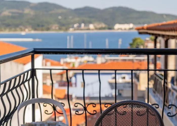 Kaplanis House Hotel 3*