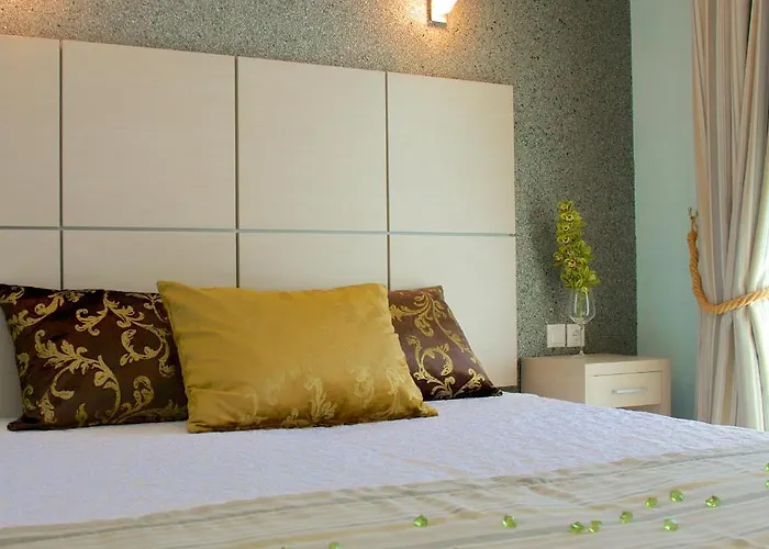 Kaplanis House Hotel 3*