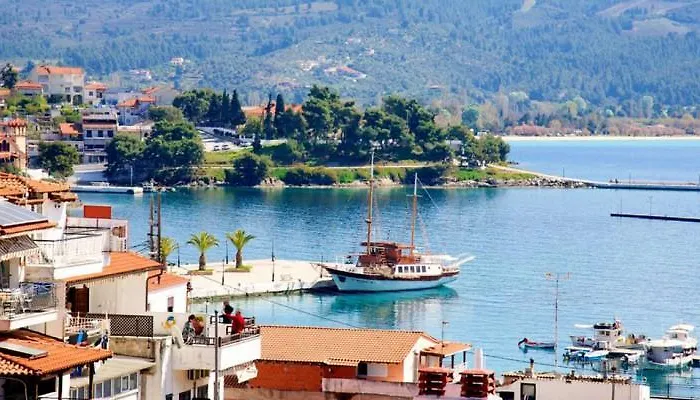 Kaplanis House Hotel