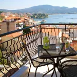 Hotel Kaplanis House
