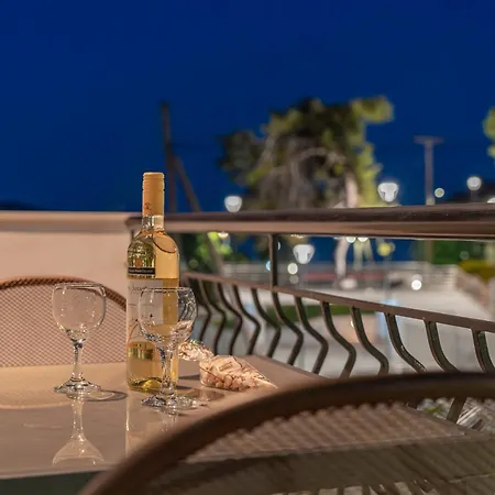 Kaplanis House Hotel