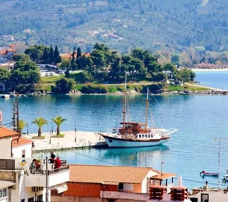 Kaplanis House Hotel